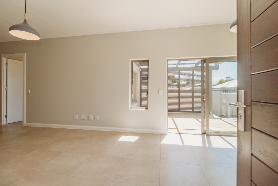 3 Bedroom Property for Sale in Kraaibosch Western Cape